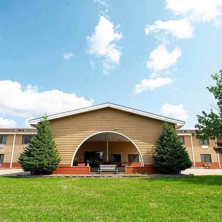 Oyo Hotel Redwood Falls Near Jackpot Casino מראה חיצוני תמונה
