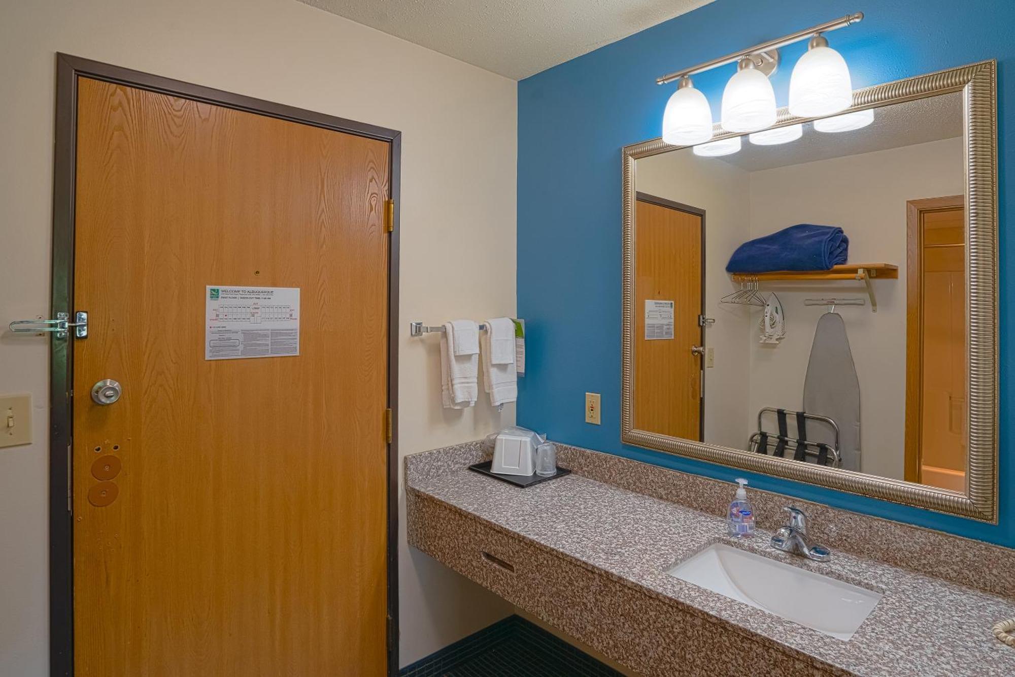 Oyo Hotel Redwood Falls Near Jackpot Casino מראה חיצוני תמונה