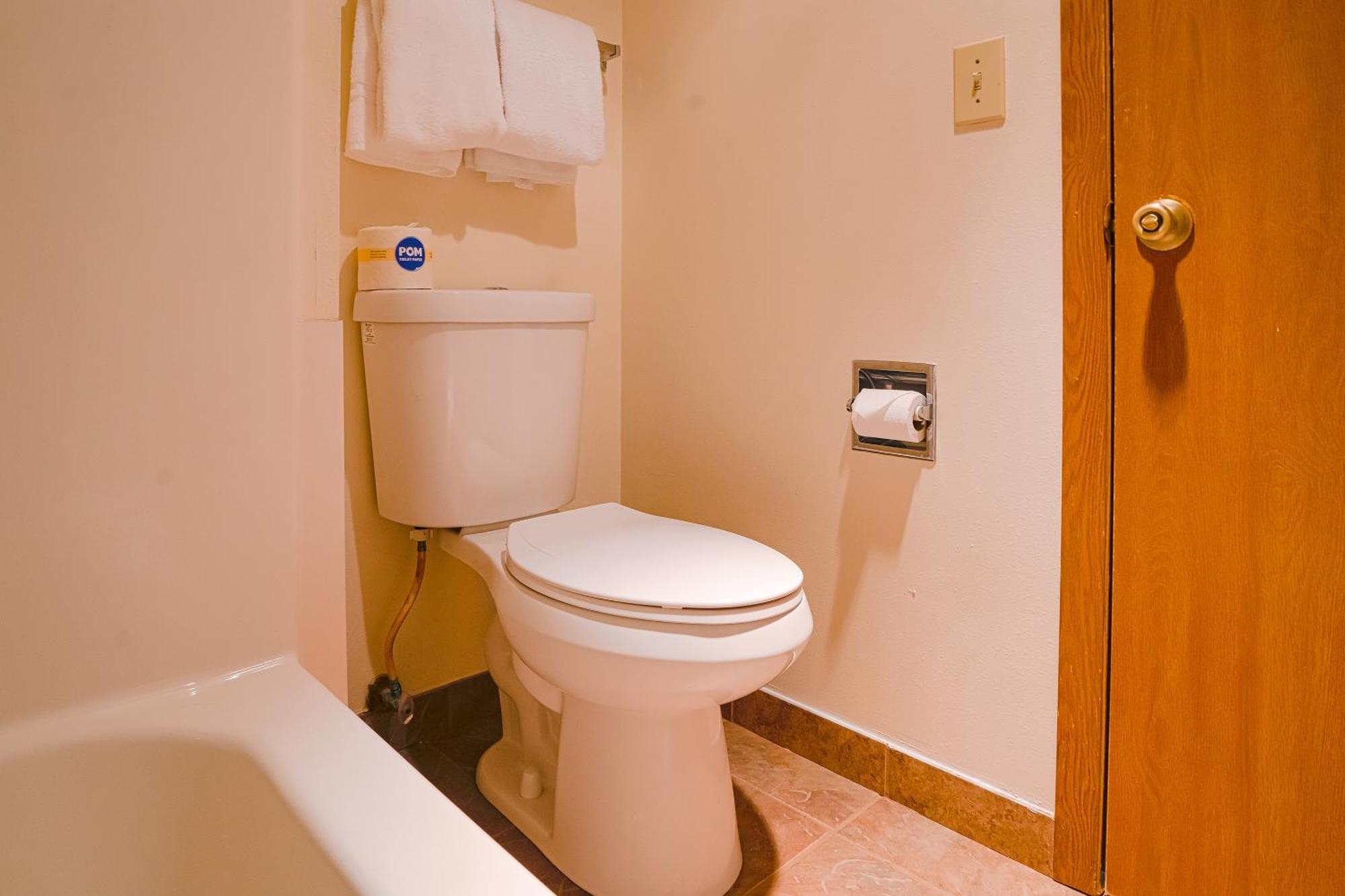 Oyo Hotel Redwood Falls Near Jackpot Casino מראה חיצוני תמונה